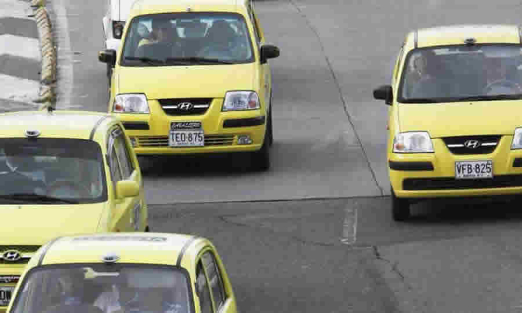 SIC busca extender la vigencia de la norma que regula el control metrológico de los taxímetros electrónicos