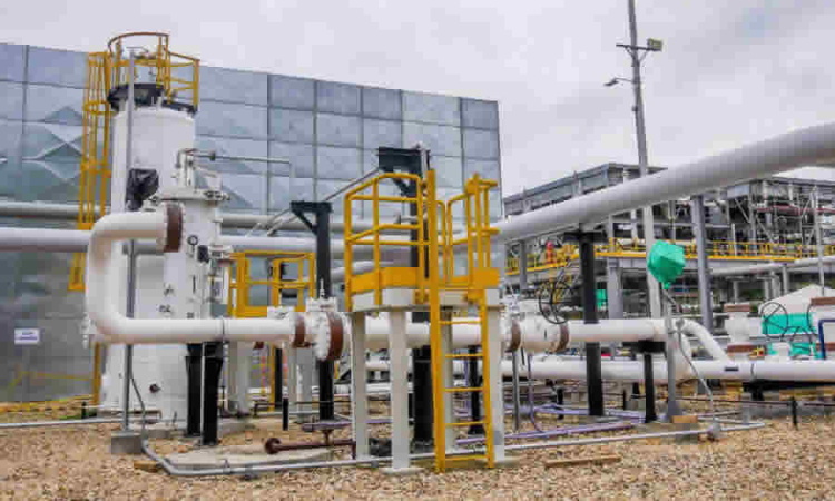 ¿Cómo y a quién acudir para la inspección de camiones cisterna que distribuyen Gas Licuado de Petróleo GLP buscando minimizar los riesgos asociados a esta actividad?: CREG