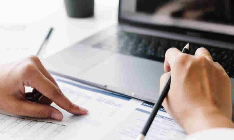 UPME suspendió temporalmente los términos de las solicitudes de evaluación y emisión de los certificados para acceder a los incentivos tributarios FNCE y GEE y ordenó la deshabilitación del aplicativo para la radicación de nuevas solicitudes