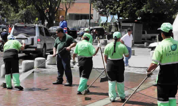 SSPD respondió preguntas relativas al rompimiento de la solidaridad en el servicio público de aseo y a la condonación de cartera de personas víctimas de desplazamiento
