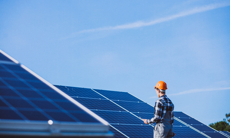 CREG absolvió dudas sobre la instalación de paneles solares en propiedades horizontales