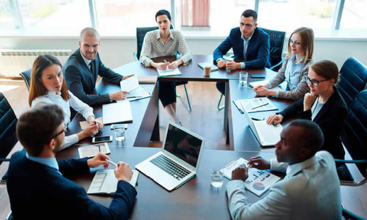 A comentarios proyecto que busca crear el Programa de Empleo Nocturno (PEN)